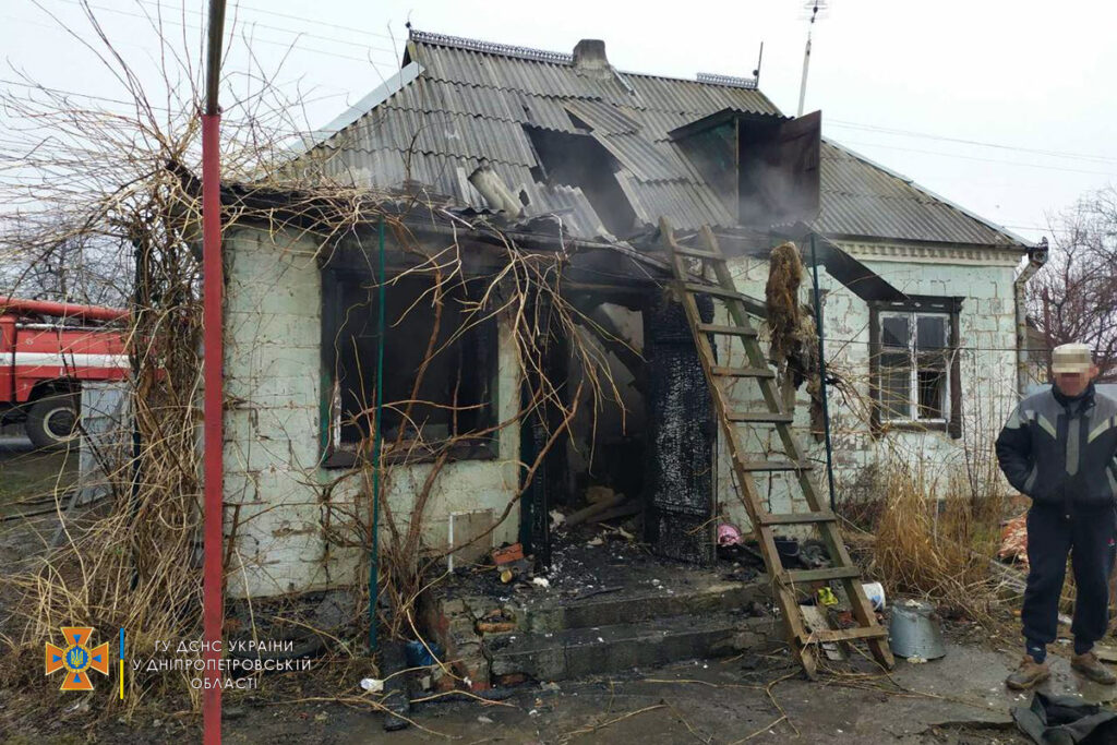 На Дніпропетровщині під час пожежі загинуло двоє чоловіків