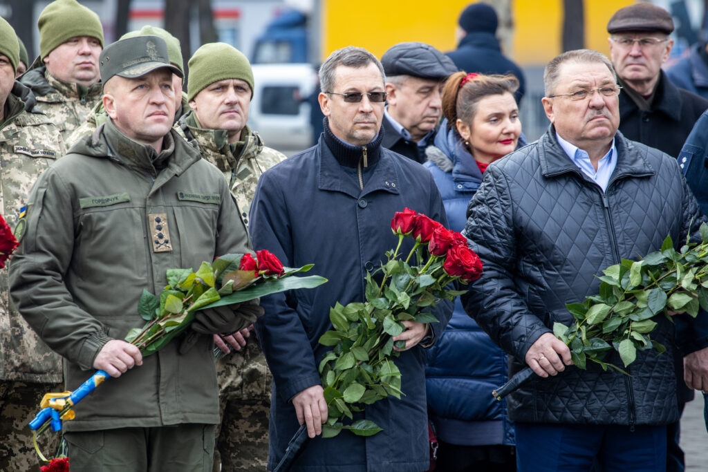 У Дніпрі на Алеї пам’яті вшанували загиблих під Дебальцевим