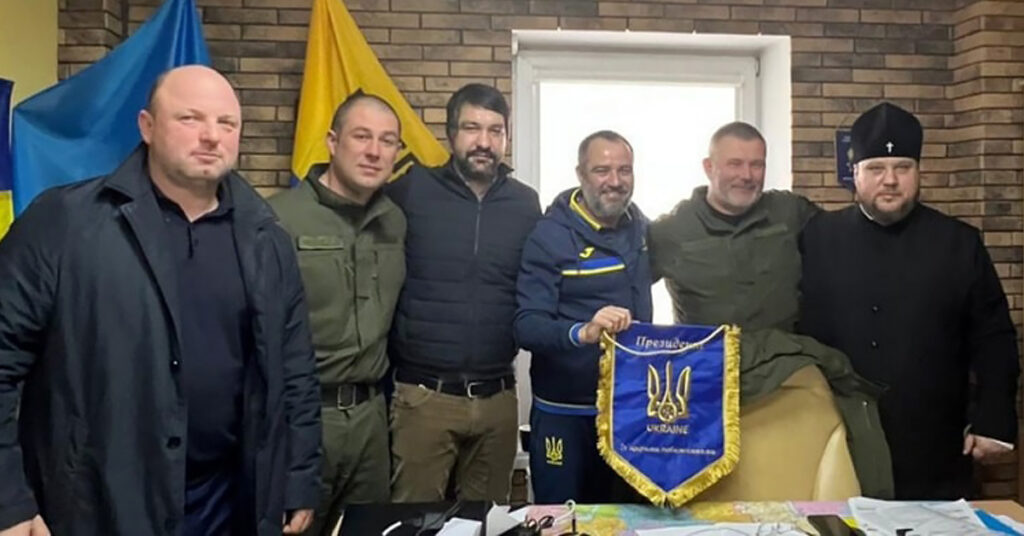 Клубну базу Дніпра-1 віддадуть евакуйованим дітям