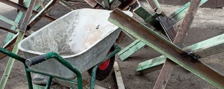 Дніпровським підприємцям потрібен метал для протитанкових “їжаків”