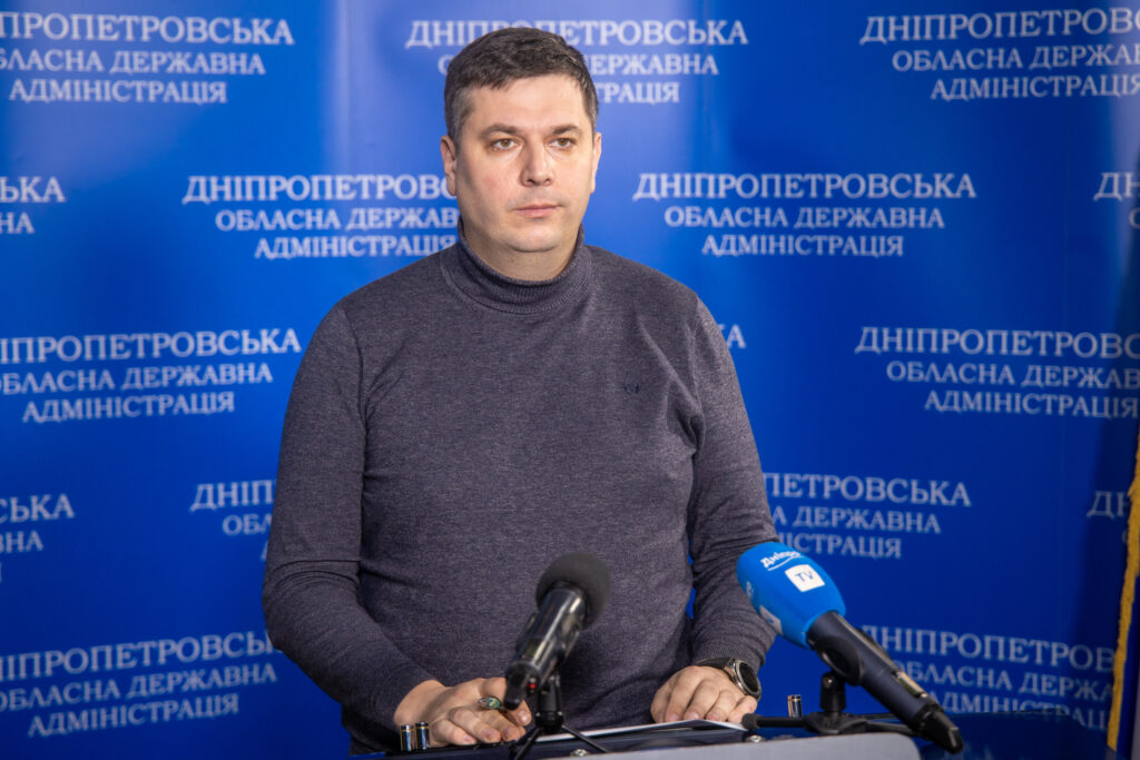 У Дніпрі громадський транспорт ввечері їздитиме на півтори години довше