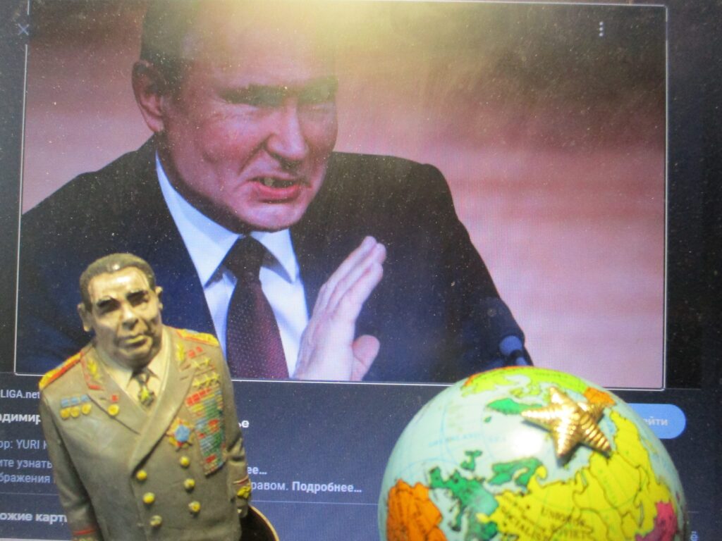 Путинизм – это имперская философия плюс бандитизм