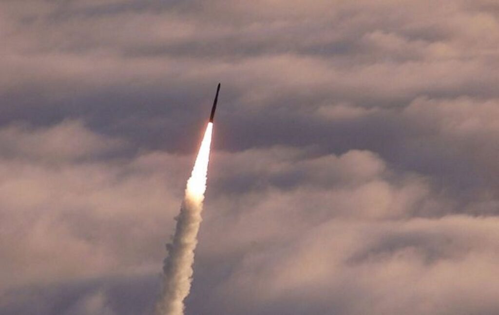 Росіяни вночі обстріляли ракетами Дніпровський район