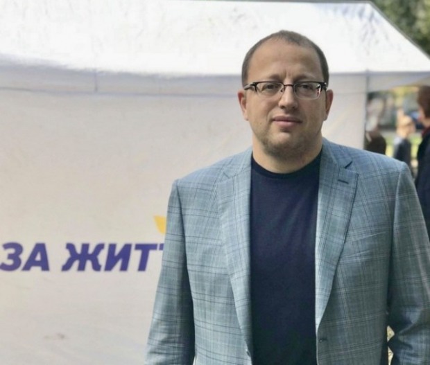 Стало відомо про травневі пригоди першого заступника голови Дніпропетровської облради