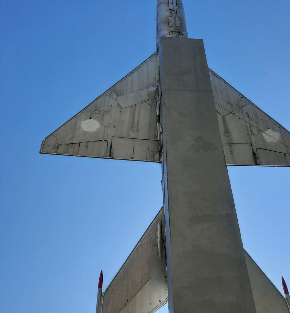 У Новомосковську визначились з долею пам’ятника літаку