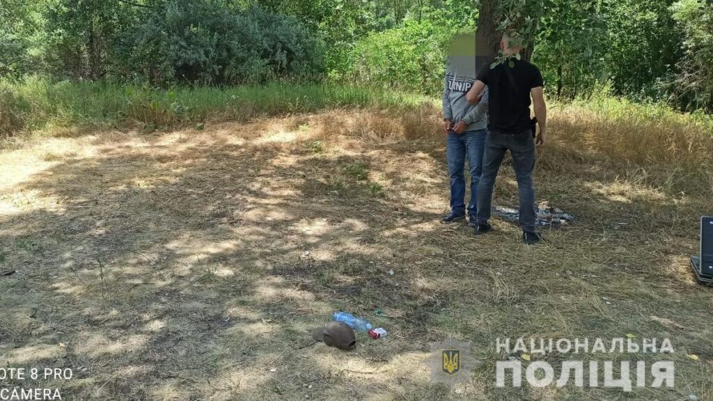 Чоловік, якого 12 років розшукувала поліція, вбив хлопця у Дніпрі та жінку у Новомосковську