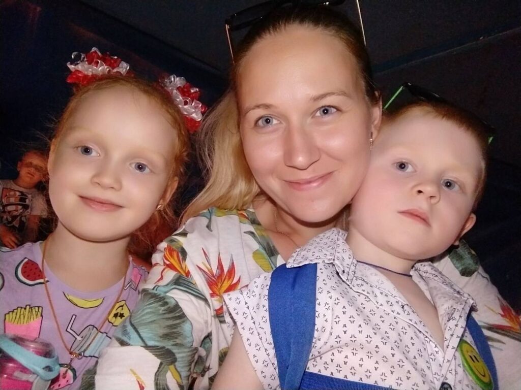 З Луганська через Сєвєродонецьк у Дніпро: двічі переселенці та їх проблеми