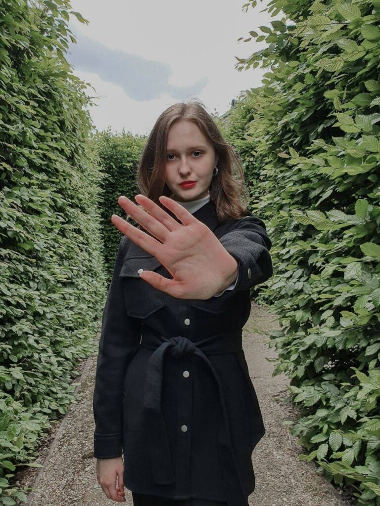 Вилікуватися від провини: що таке синдром уцілілого та як його подолати самотужки