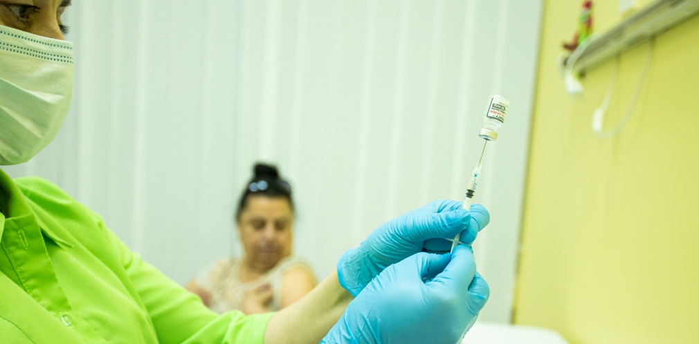 850 мешканців Дніпропетровщини вакцинувалися від коронавірусу другою бустерною дозою