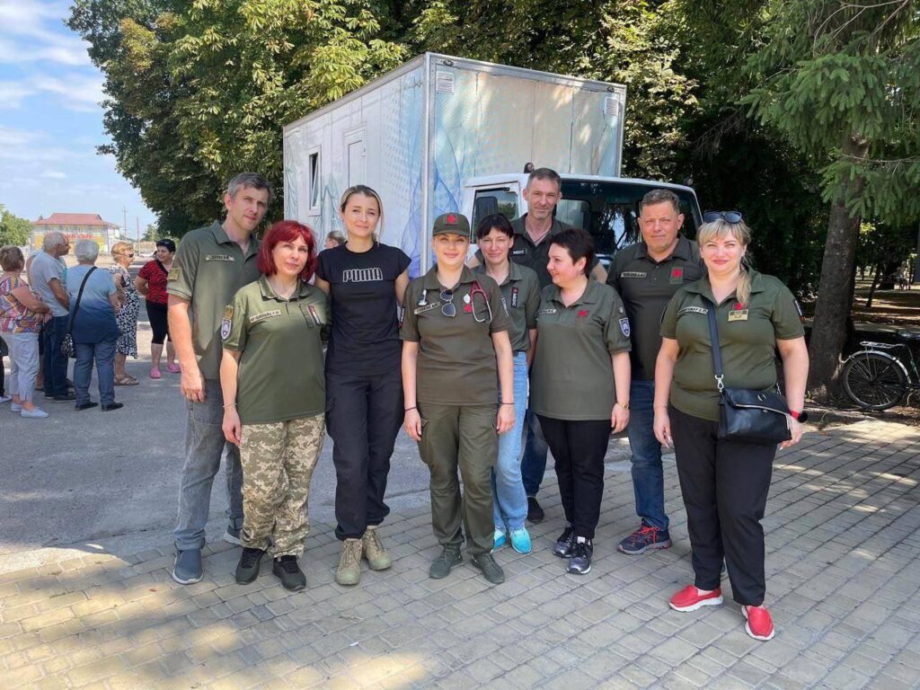 На Дніпропетровщині лікарі надали людям безкоштовну допомогу