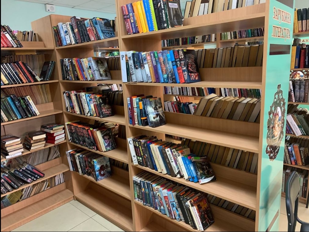З бібліотек Дніпра вилучили близько 25 тисяч російських книг