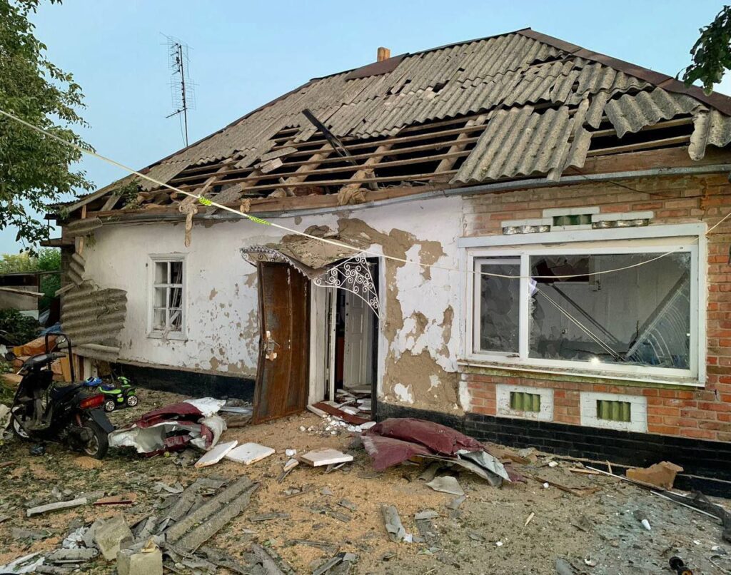 Ворог завдав ударів по Нікопольському, Синельниківському та Дніпровському районах Дніпропетровщини