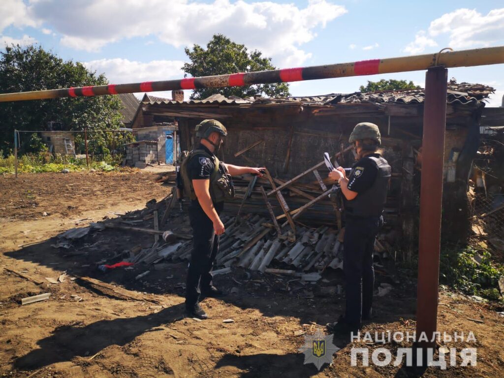 Російські війська обстріляли Криворізький район, є загибла та поранені