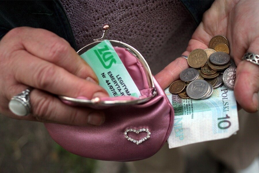 Українці можуть отримувати польську пенсію: як її оформити