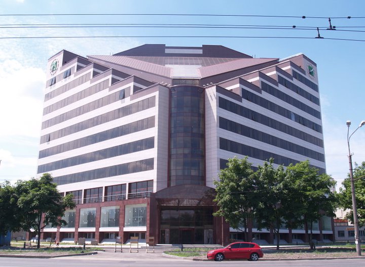 Приватбанк остаточно виграв справу за будівлю головного офісу у Дніпрі