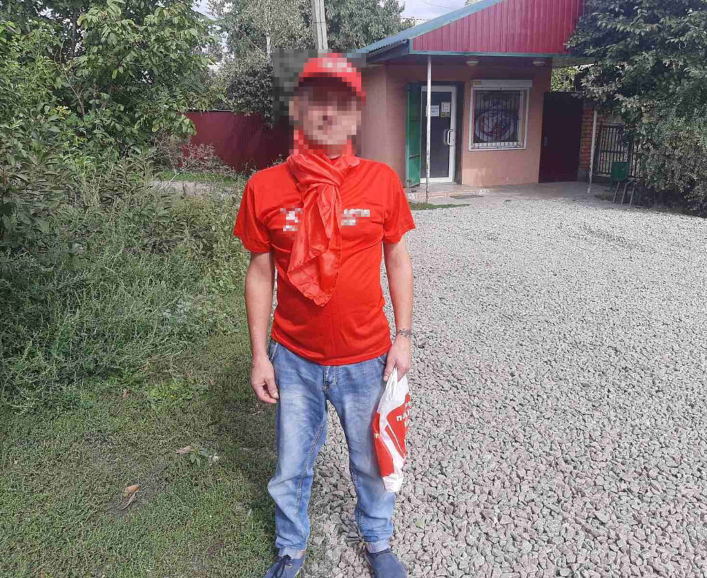 У Покрові поліцейські оголосили підозру чоловіку за пропаганду комуністичного режиму