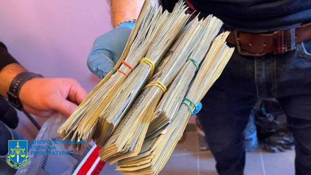 Трьох мешканців Харківщини за розбійний напад можуть посадити майже на 15 років