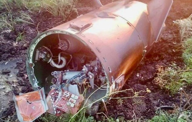 Над Дніпропетровщиною збили три російські ракети, але є один «приліт»