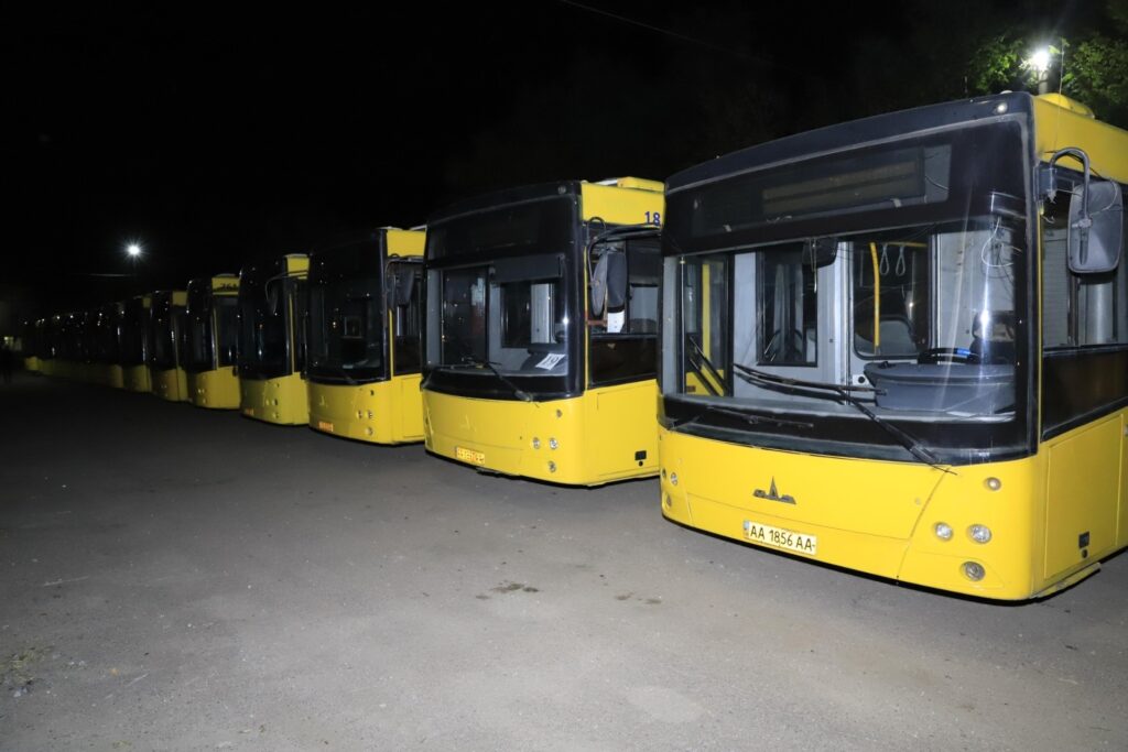 Мер Дніпра розповів, як міста підтримують одне одного під час війни