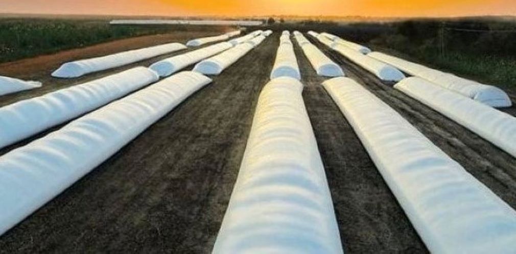Агропідприємства Дніпропетровщини отримають понад 1 тис рукавів для зберігання зерна