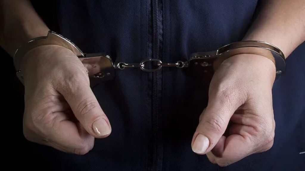 У Дніпрі місцева мешканка задушила жінку, за якою доглядала