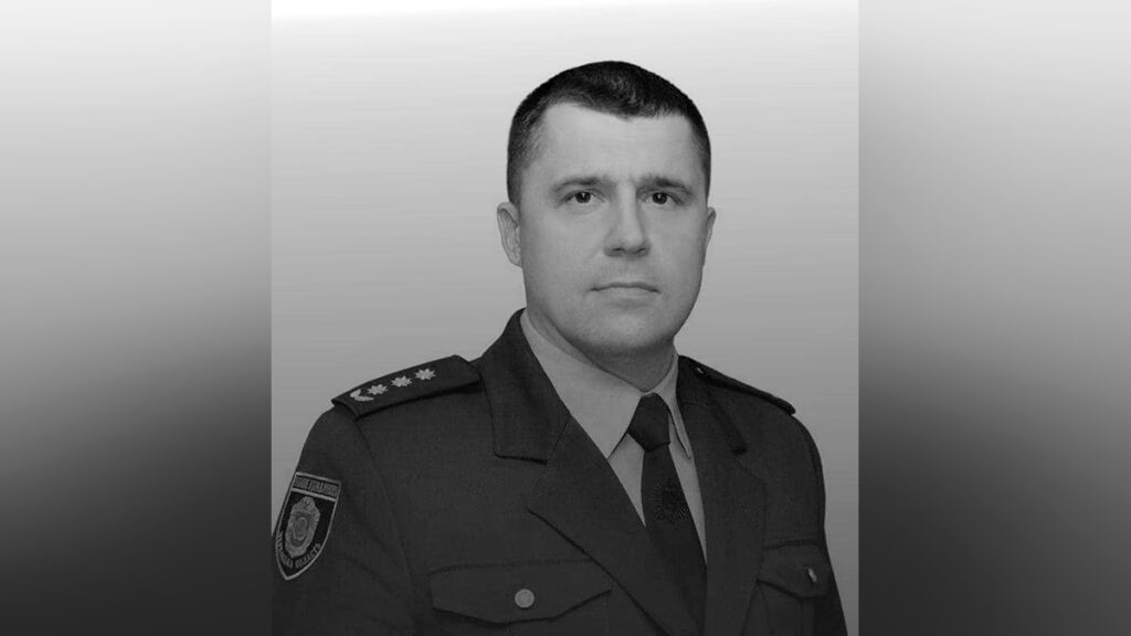 Президент посмертно присвоїв звання Героя України поліцейському з Дніпропетровської області