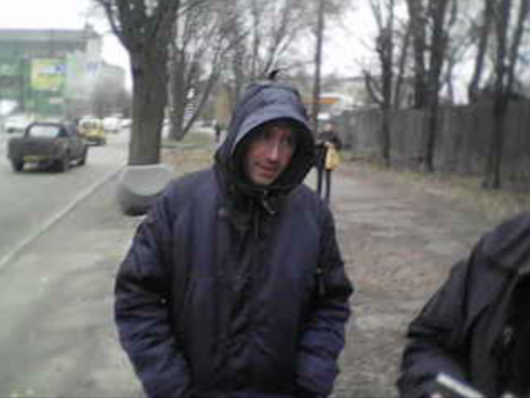 Без світла, але з  поліцаями-мовоненависниками