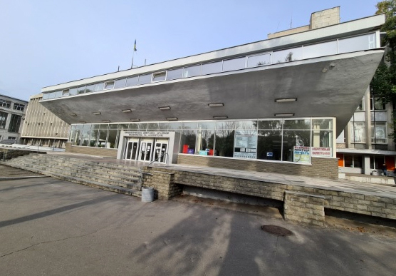 Як академію закінчують: ПДАБА довели до межі