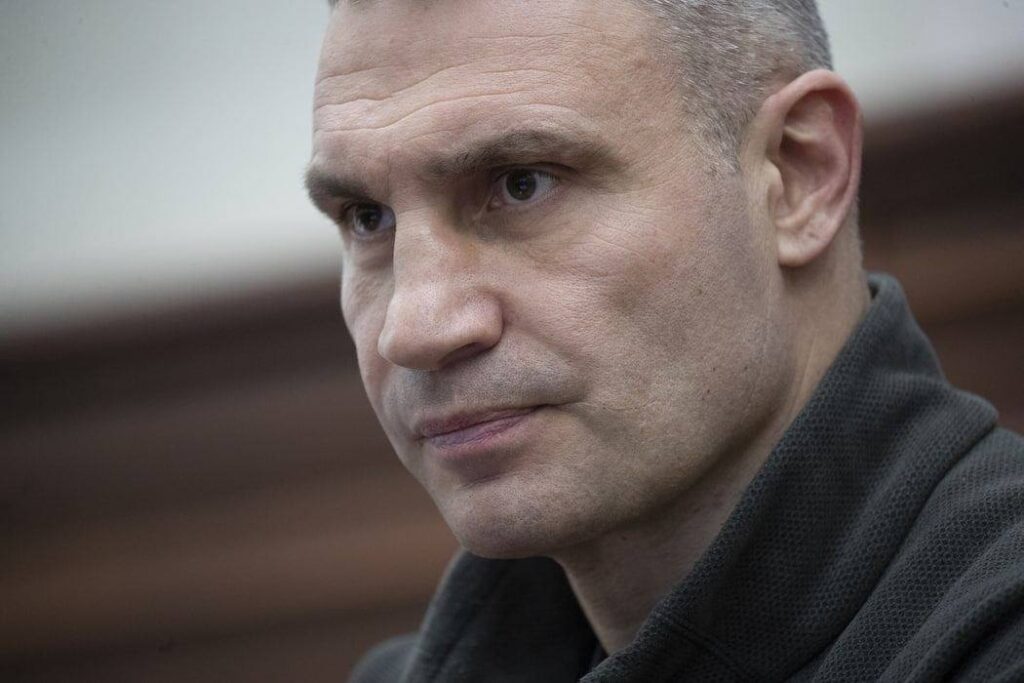 «Хороші новини будуть скоро!» – Кличко після зустрічі з віце-канцлером Німеччини на тему озброєння для України