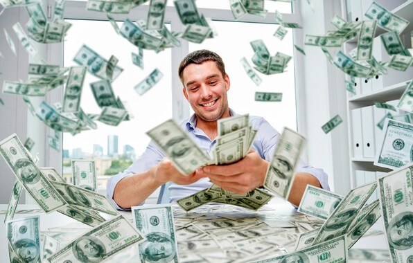 На ринок праці закинули зарплатні приманки