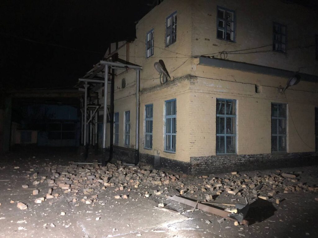Російські війська цієї ночі спрямували більше 20 артснарядів по Нікопольському району