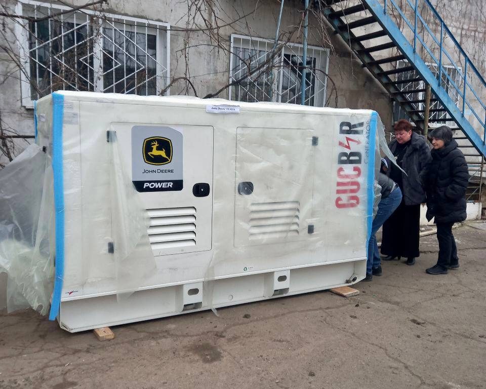 Одній з лікарень Кривого Рогу передали потужний генератор від благодійників