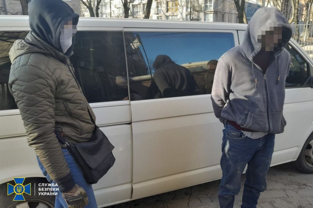 У Дніпрі затримали агента рф, який “зливав” наслідки ударів по Придніпровській ТЕС та позиції ППО