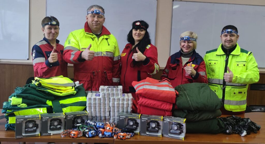 Дніпропетровський центр екстреної медичної допомоги отримав вантаж від шведських волонтерів