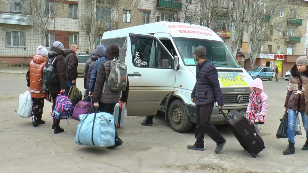 Британія та Польща збудують в Україні два села для переселенців