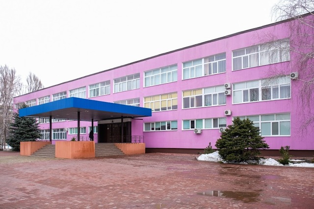 Дніпровські аудитори виявили у Слобожанському ліцеї фінансових порушень на понад 2 млн грн