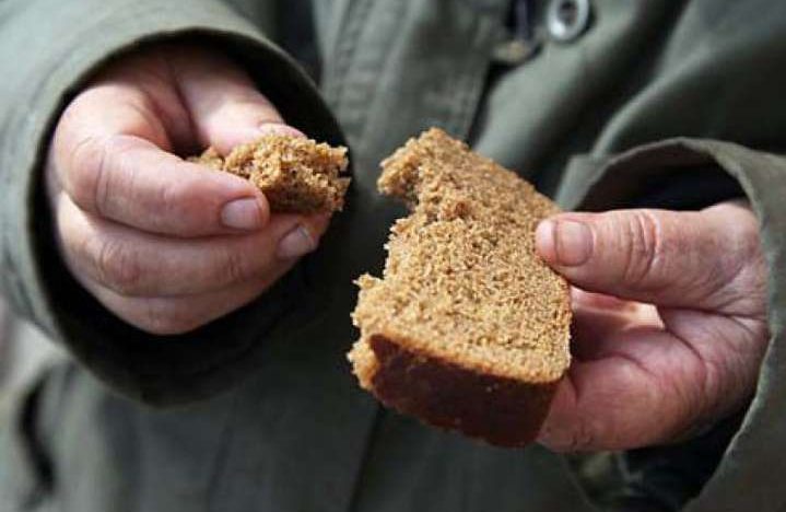 7 млн українців опинилися за межею бідності через війну – Світовий банк