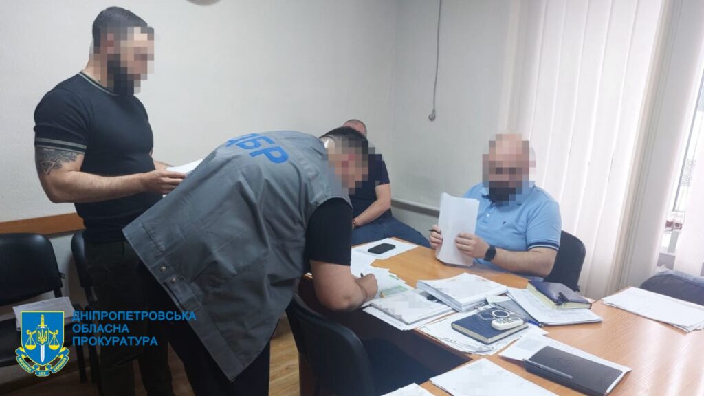 У Дніпрі на отриманні хабара викрито заступника начальника одного із відділень поліції