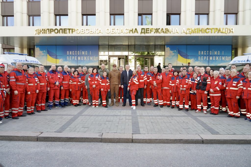 Дніпропетровський обласний центр екстреної меддопомоги поповнився 36 новими авто