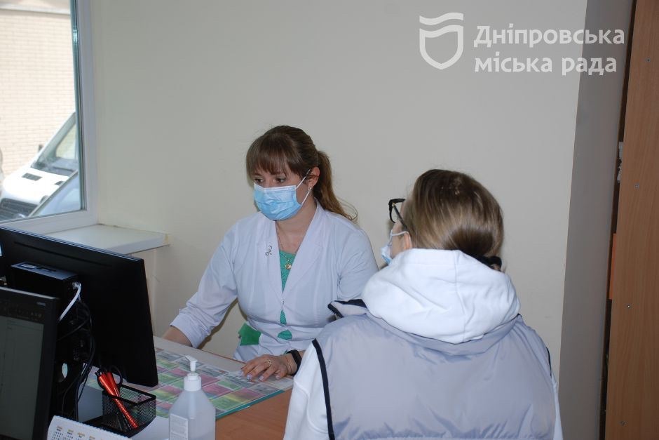 Дніпро демонструє найкращі показники в Україні за кількістю укладених декларацій із сімейними лікарями