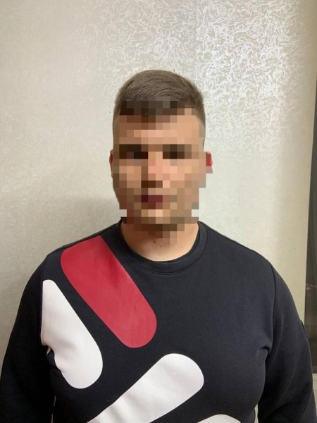 У Кривому Розі затримали 20-річного розпусника за розбещення дитини