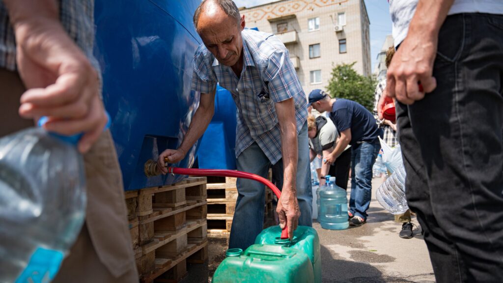 Будівництво водоводів та “відрізання” автомийок: у Кривому Розі вирішують питання з водопостачанням