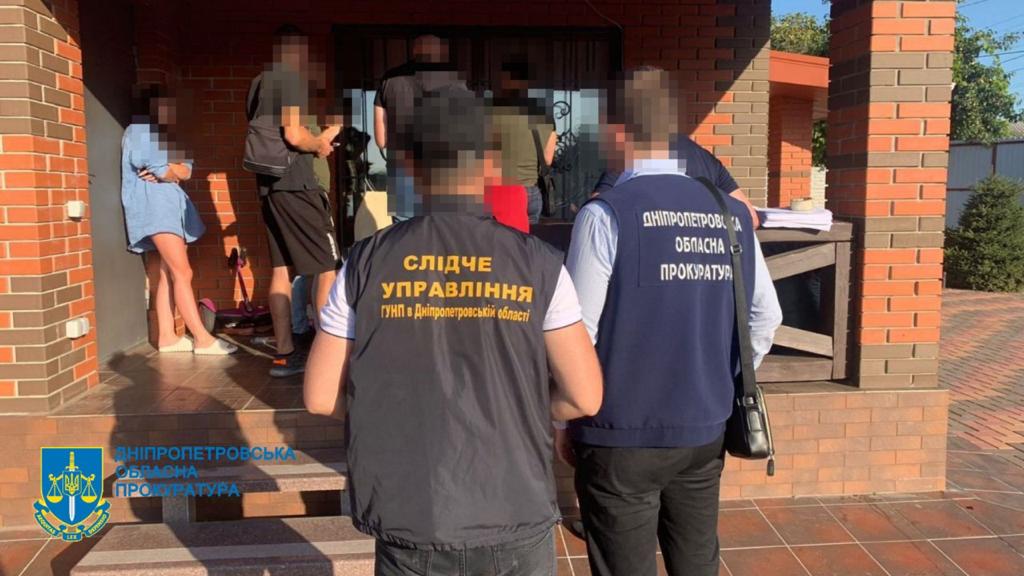 У Дніпрі судитимуть учасників злочинної організації, які привласнили нерухомість померлих на 10 млн грн 