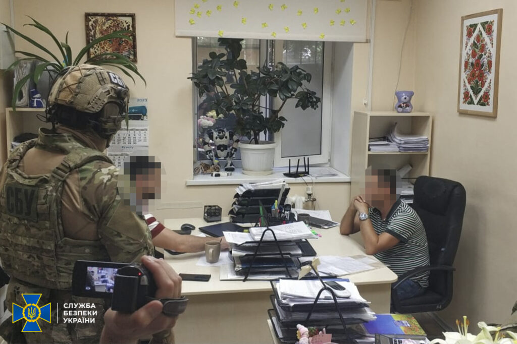 У Дніпрі на хабарництві викрили керівника комунального підприємства