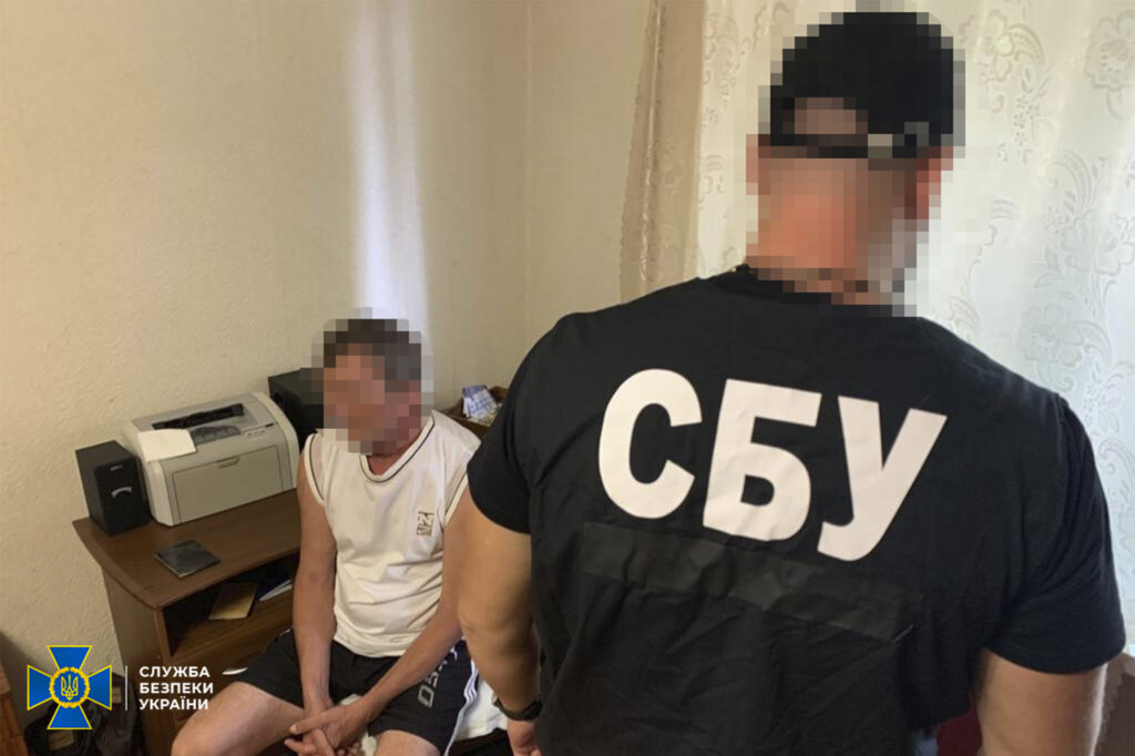 У Кривому Розі на антиукраїнській агітації та підтримці дій ворога викрили чергових колаборантів