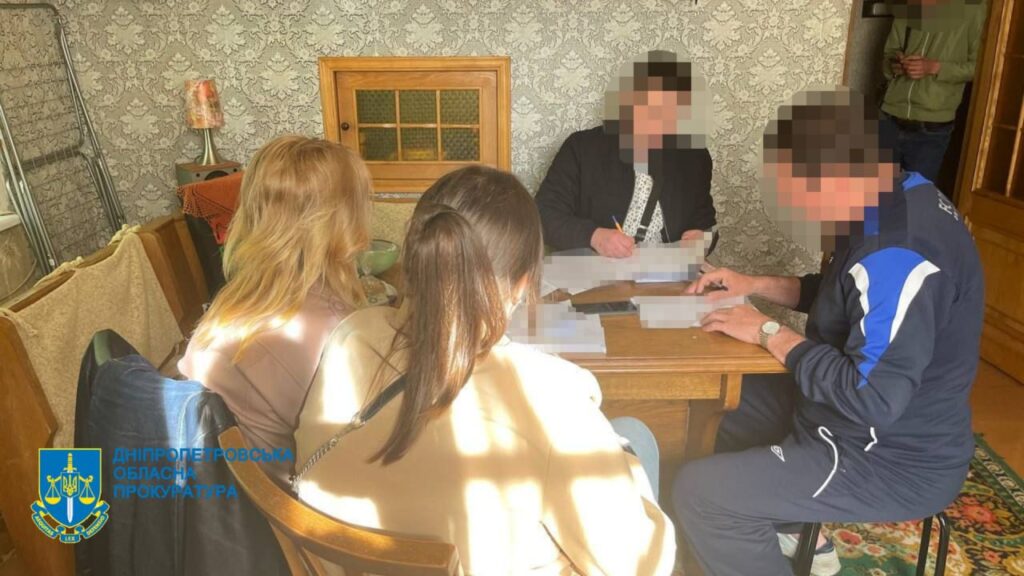Судитимуть двох службовців Дніпровської міськради, які розтратили понад 4,3 млн грн на будівництві водовідведення
