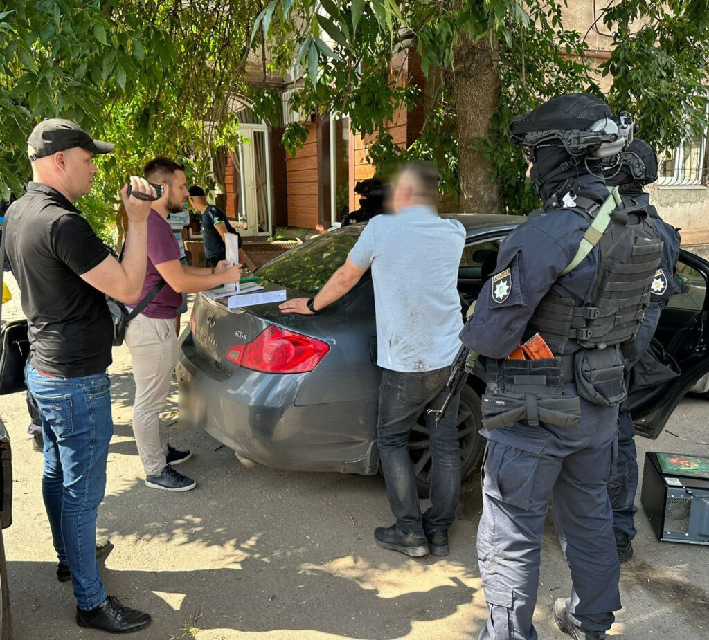 У Кривому Розі викрили осіб, причетних до організації бізнесу із надання сексуальних послуг