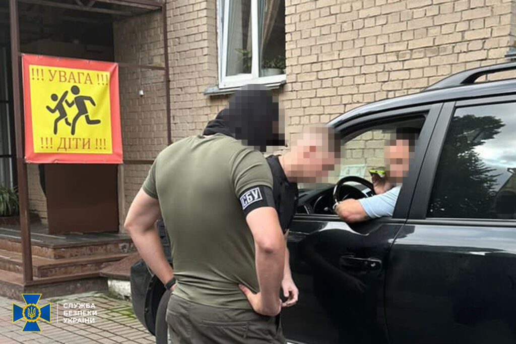 СБУ і ДБР проводять обшуки у нардепа Дубінського, який поїхав за кордон