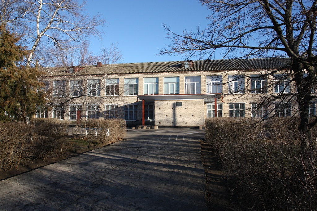 В одному з ліцеїв Дніпропетровщини виявили порушень на понад 1 млн грн