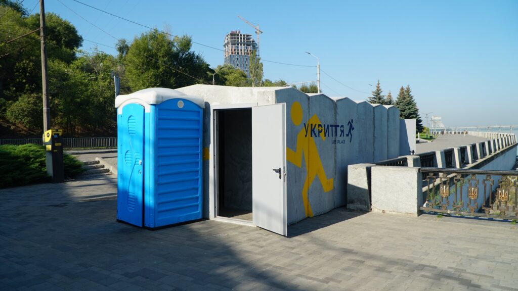 У Дніпрі з укриттів вкрали електрообладнання на понад 300 тисяч гривень